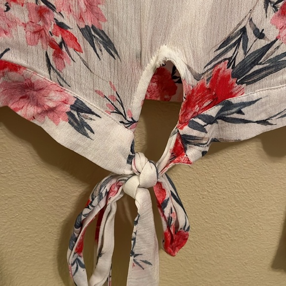 🌺 Peach Love 🌺 Tropical blossom bell sleeve tie top - Picture 5 of 5